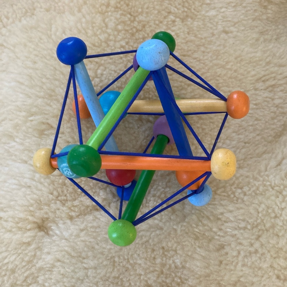 Manhattan Skwish baby toy